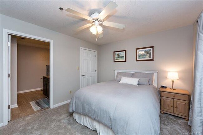 Building Photo - 525 Olmsted Park Plz