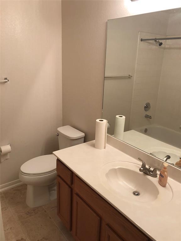 Building Photo - 1617 Gaylord Dr