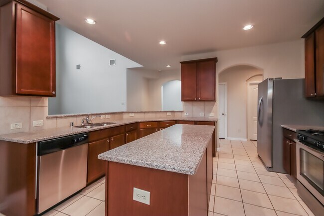 Building Photo - 21324 Kings Guild Ln