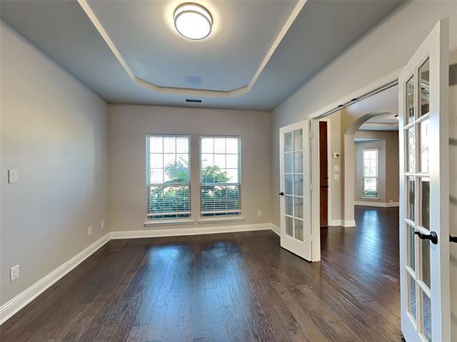 Building Photo - 1604 Vintage Ln