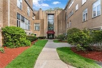 Building Photo - 520 Ashford Ave