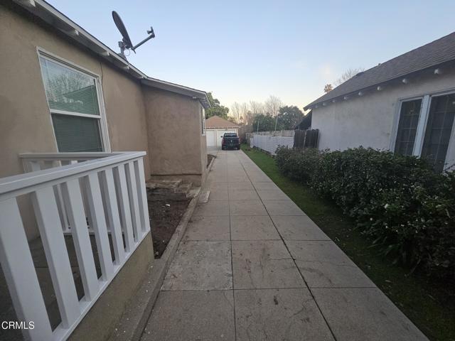 Building Photo - 530 N El Molino Ave