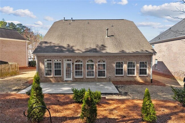 Building Photo - 3329 Rosecliff Trace NE