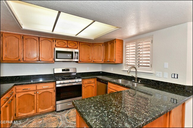 Building Photo - 11620 Laura Marie Dr