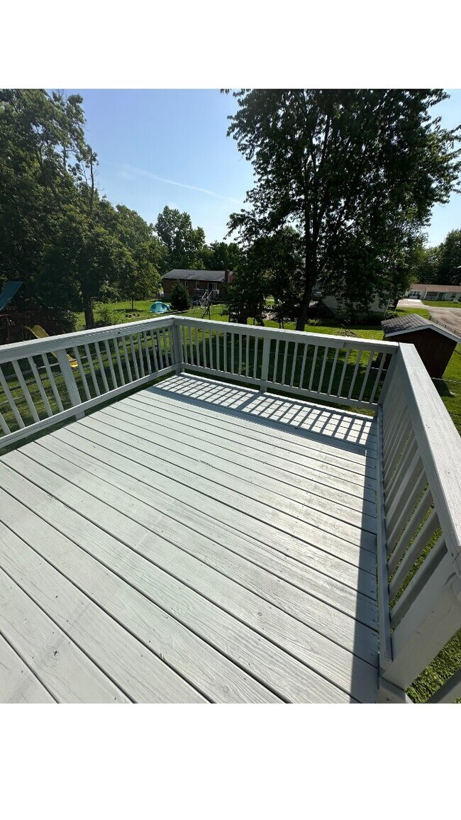Building Photo - 6536 Oak Crest Dr