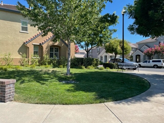 Building Photo - 507 Dante Cir