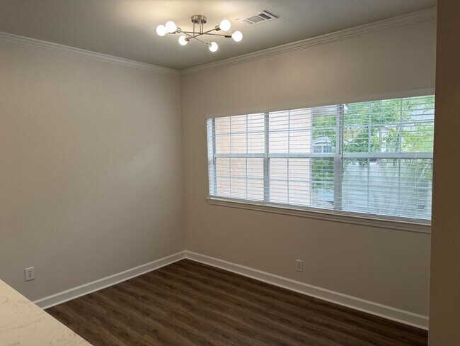 Building Photo - Newly Remodeled Condo at The Preserve at Indigo Run!