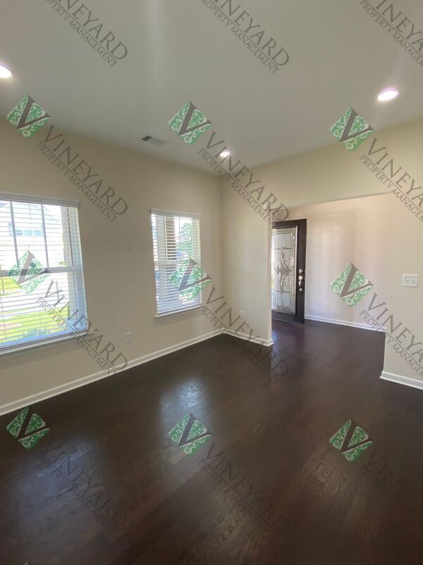 Building Photo - 4530 Seacliff Ct