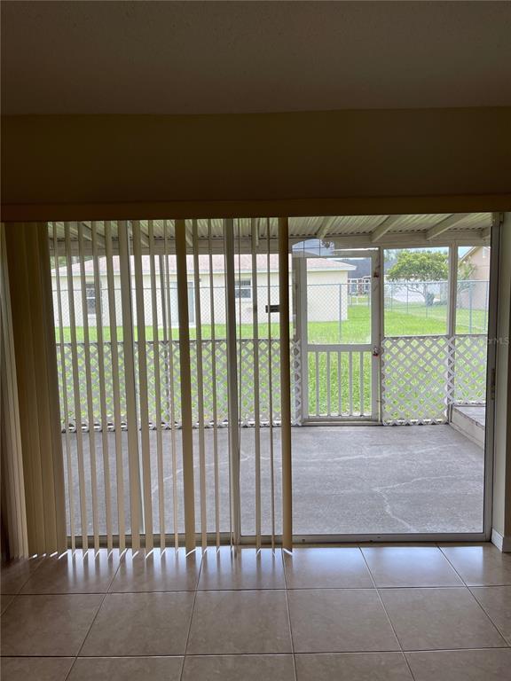 Building Photo - 207 Cranbrook Dr