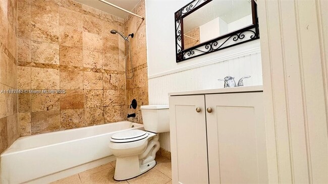 Building Photo - 1084 Coral Club Dr