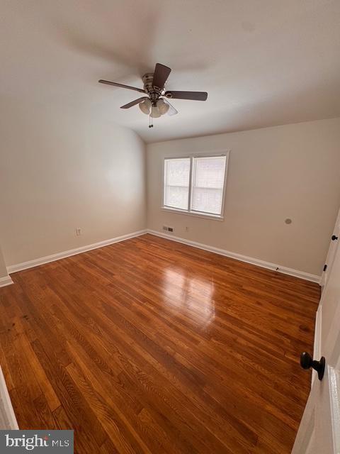 Building Photo - 1090 Cameron Rd