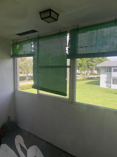 Building Photo - 14 Waltham E