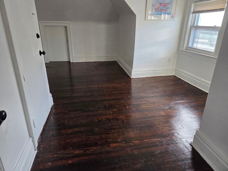 Building Photo - 92 S Oraton Pky