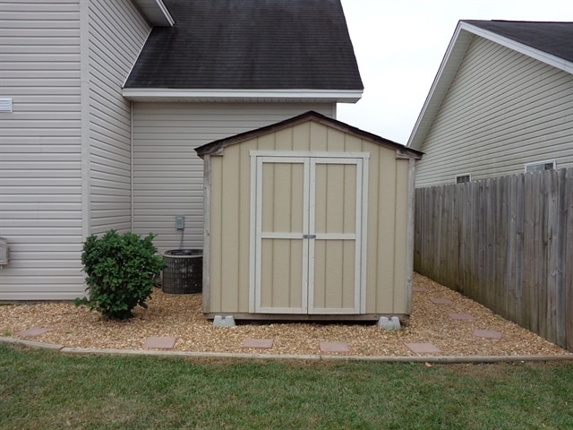 Building Photo - 19 Halyard Dr