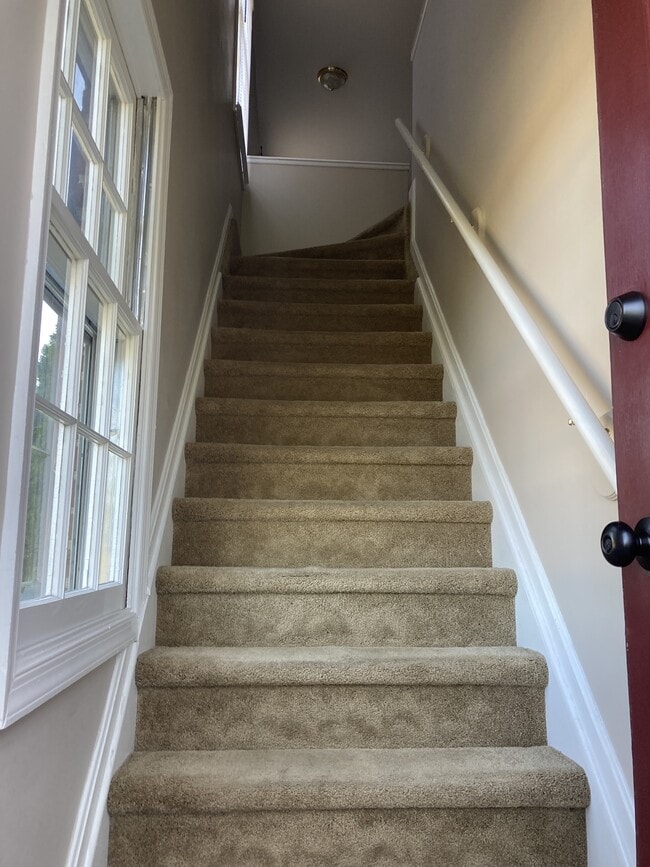 Building Photo - 3502 Scotland Rd