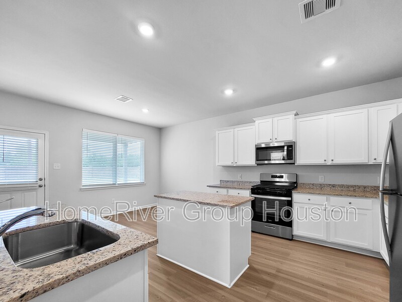 Building Photo - 2502 Green Jasper Dr