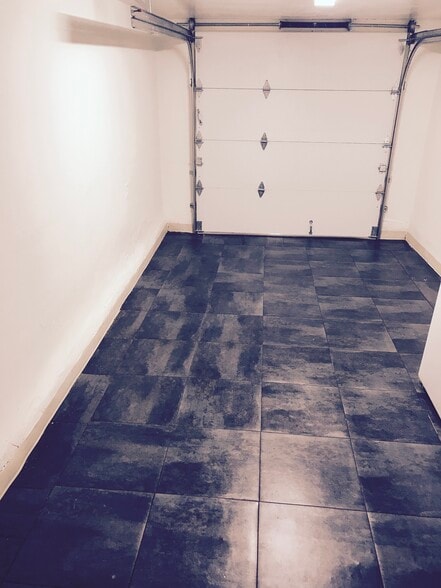 xtra room - 3219 King St