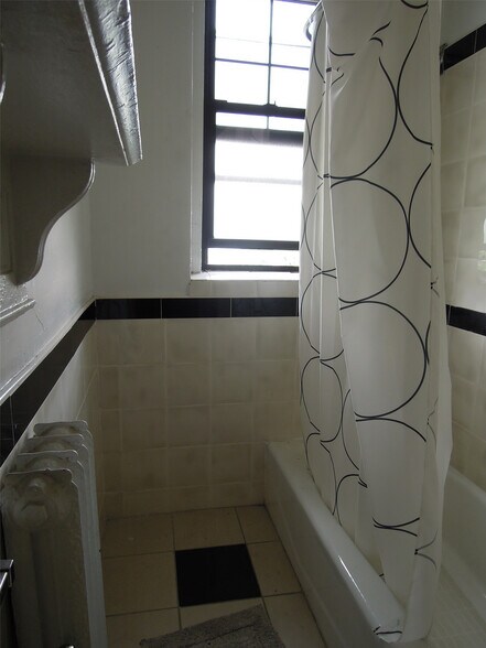 Building Photo - 51 Hemenway St