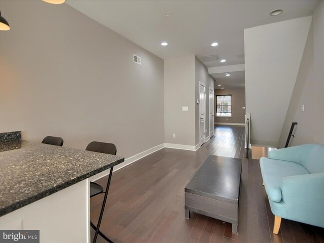 Building Photo - 3822 Manayunk Ave