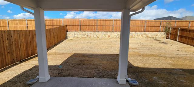 Building Photo - 2644 Oneida Ln