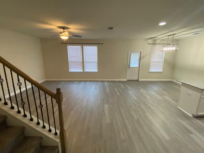 Building Photo - 97 Quarryman Dr