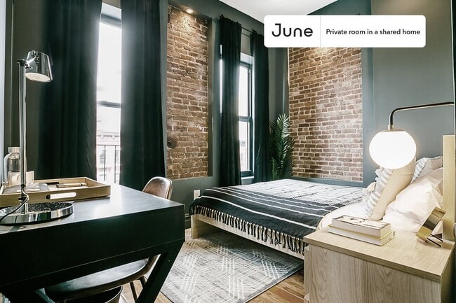 Building Photo - 941 Columbus Ave