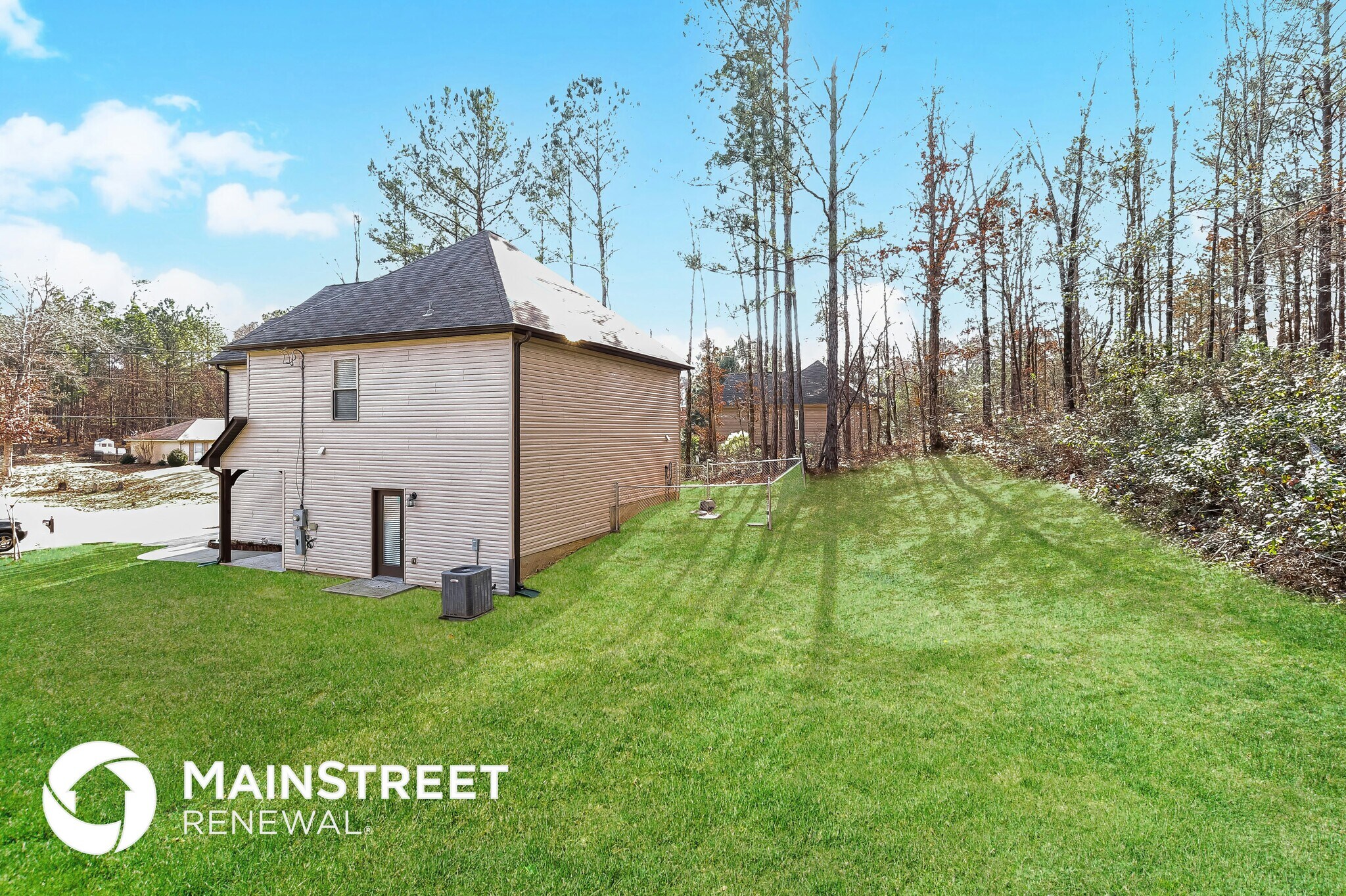 Building Photo - 20450 Castle Ridge Cir