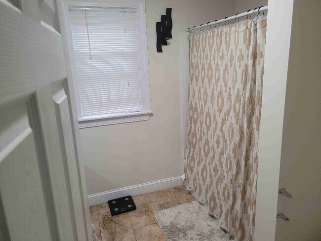 Building Photo - 1569 Ella T Grasso Blvd