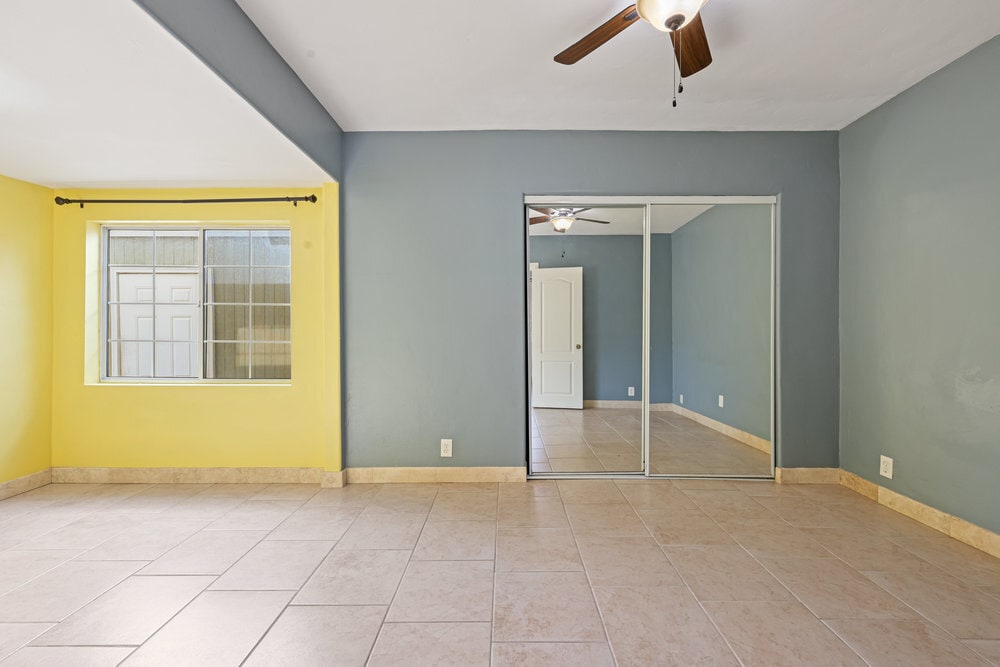 Building Photo - 3896 Harney St