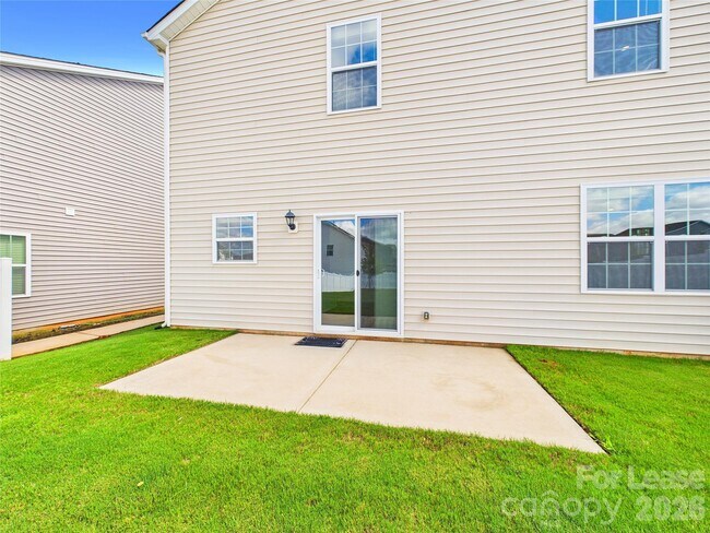 Building Photo - 8185 Kennesaw Dr