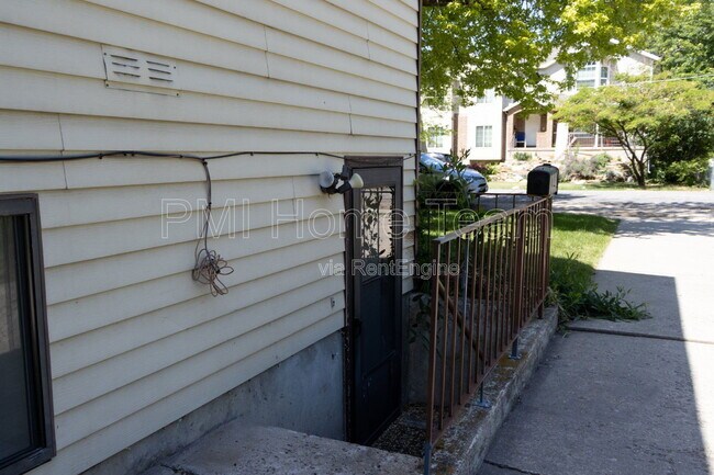 Building Photo - 1420 Liberty Ave