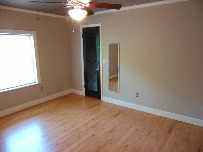 Building Photo - 2500 Ashton Rd