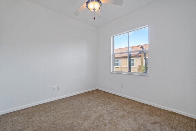 Building Photo - 6549 Diamond Springs Terrace