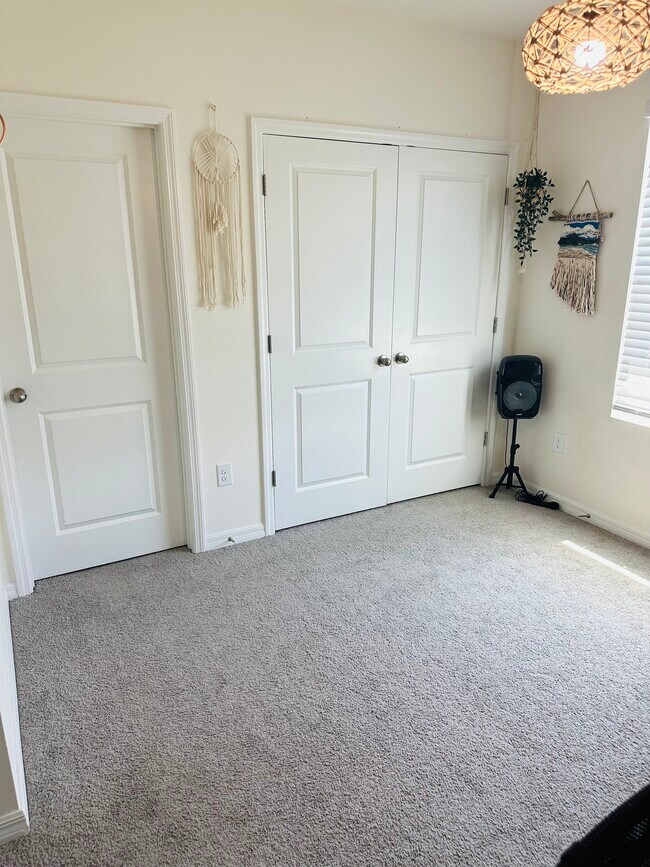 Building Photo - 194 Mangrove Shade Cir