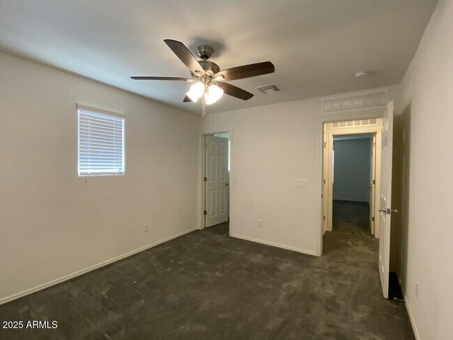 Building Photo - 6843 E Peralta Cir