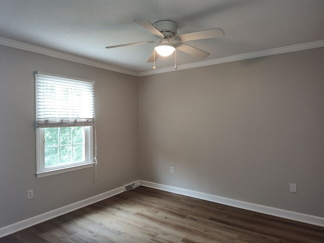 Building Photo - Beautiful home located in a Cul-de-Sac in the Terrabrook Community!