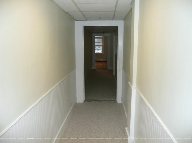 Building Photo - 80 Fenway