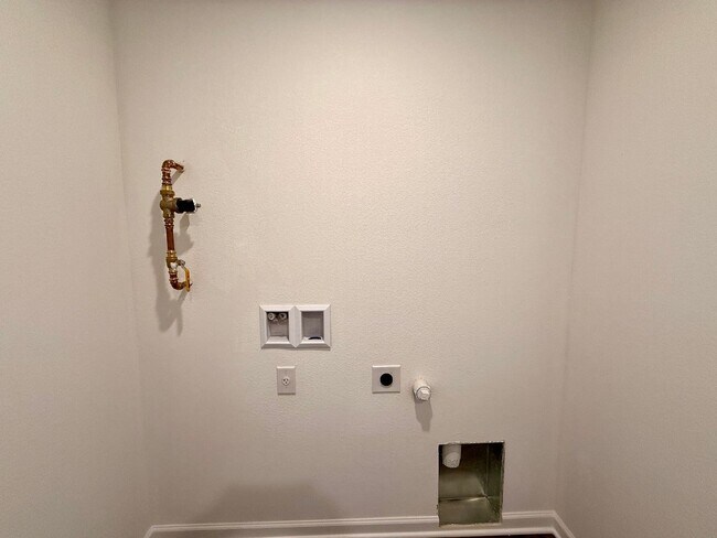 Building Photo - 2024 Construction 3 Bedroom Home in Cheyenne Meadows!