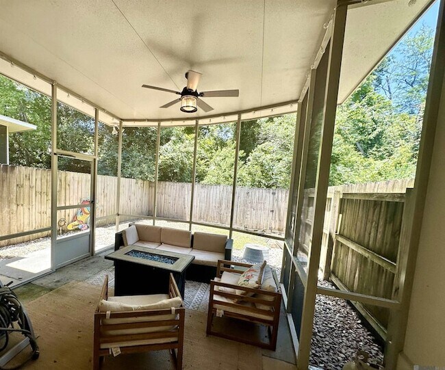 Building Photo - 5180 Myrtle Trail Dr