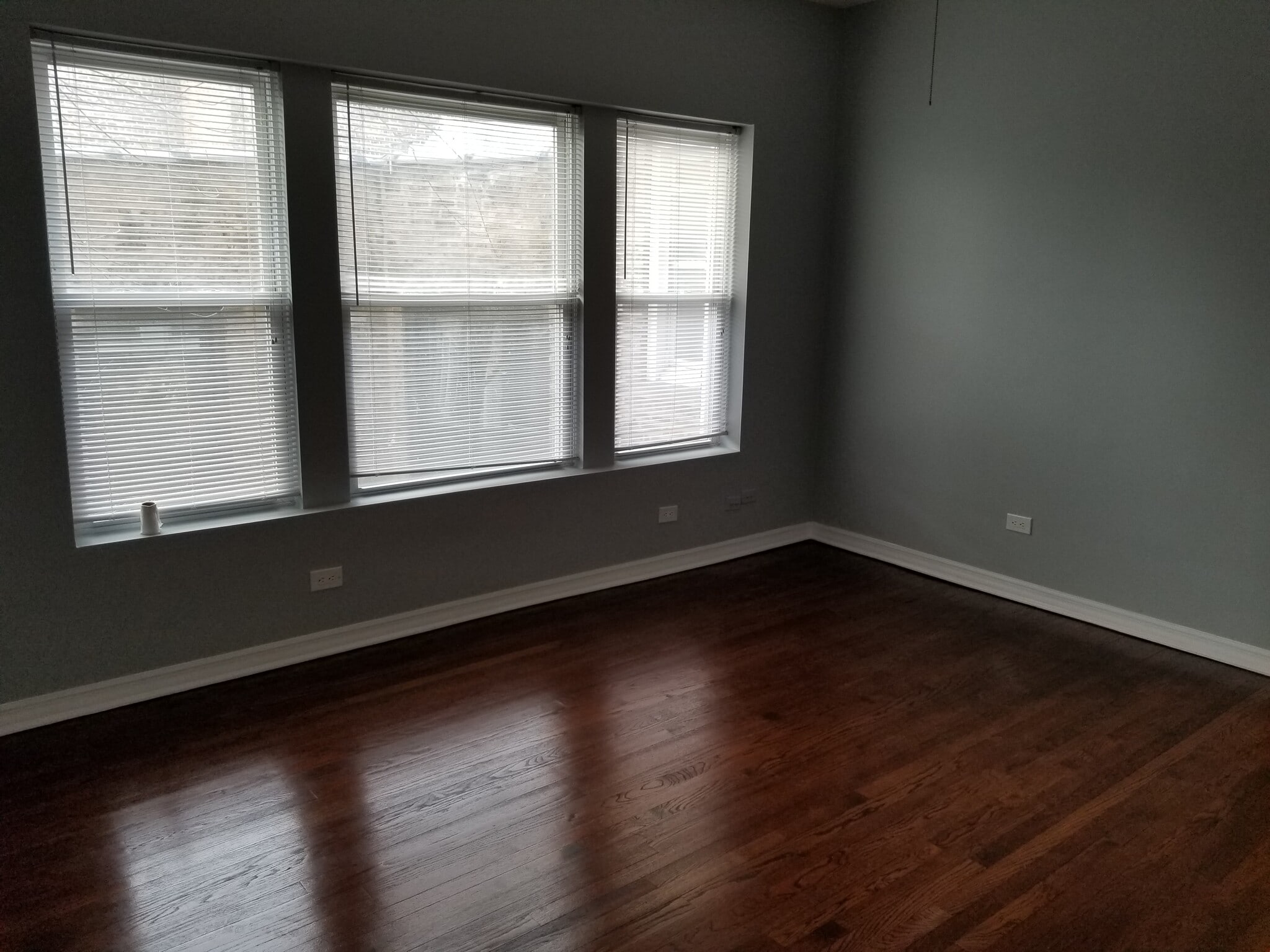 Building Photo - 1303 W Pratt Blvd