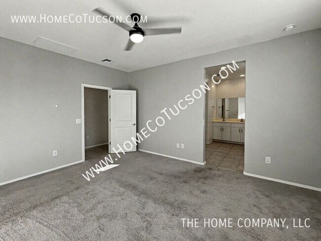 Building Photo - 7140 S Via Gaucho Viejo