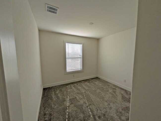 Building Photo - 6656 Pentz Rd