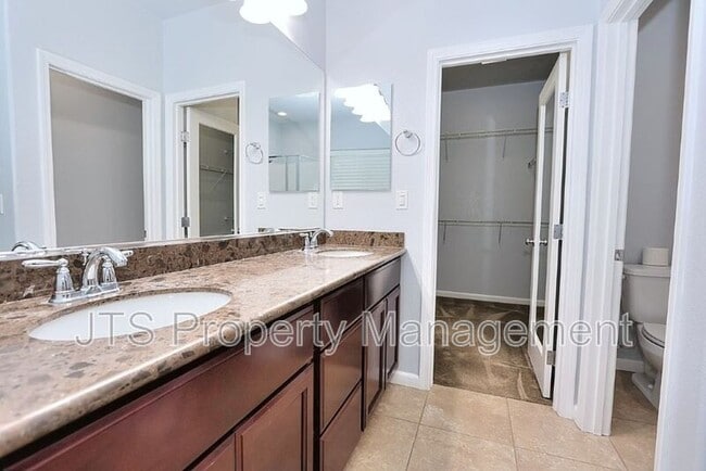 Building Photo - 4086 Pinoche Peak Way