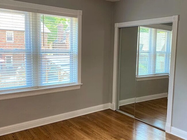 Building Photo - 7130 Amherst Ave