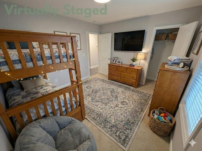 Building Photo - 806 Grace Ave