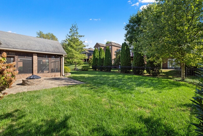 Building Photo - 916 Star of Danube Way