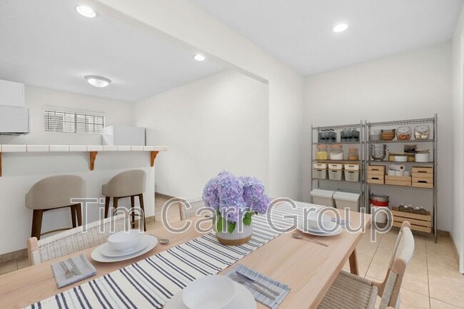 Building Photo - 221 Cabrillo St