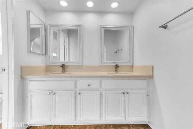 Building Photo - 3640 Honeyglen Way