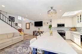 Building Photo - 25721 Paseo Colonial