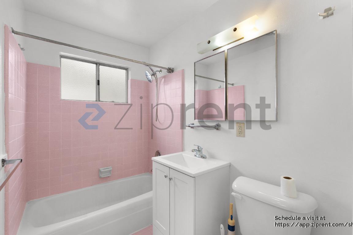 Building Photo - 1609 Virginia Ave